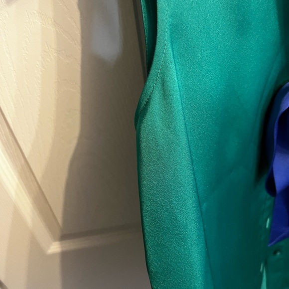 Nipon Boutique Separates Colourblock Sleeveless Faux Satin Button down Shirt - Picture 8 of 13